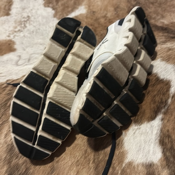 Woman’s on cloud x 3 shoes - Picture 4 of 6